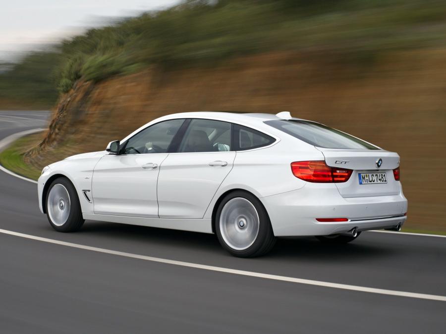  BMW 335i Gran Turismo Luxury Line 2013 года  (фото 3 из 16)